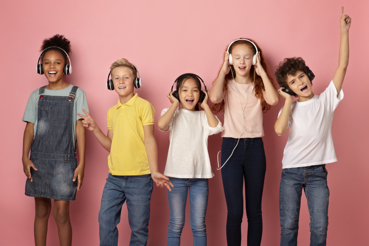Smith Lower Your Child’S Risk For Hearing Loss Stock