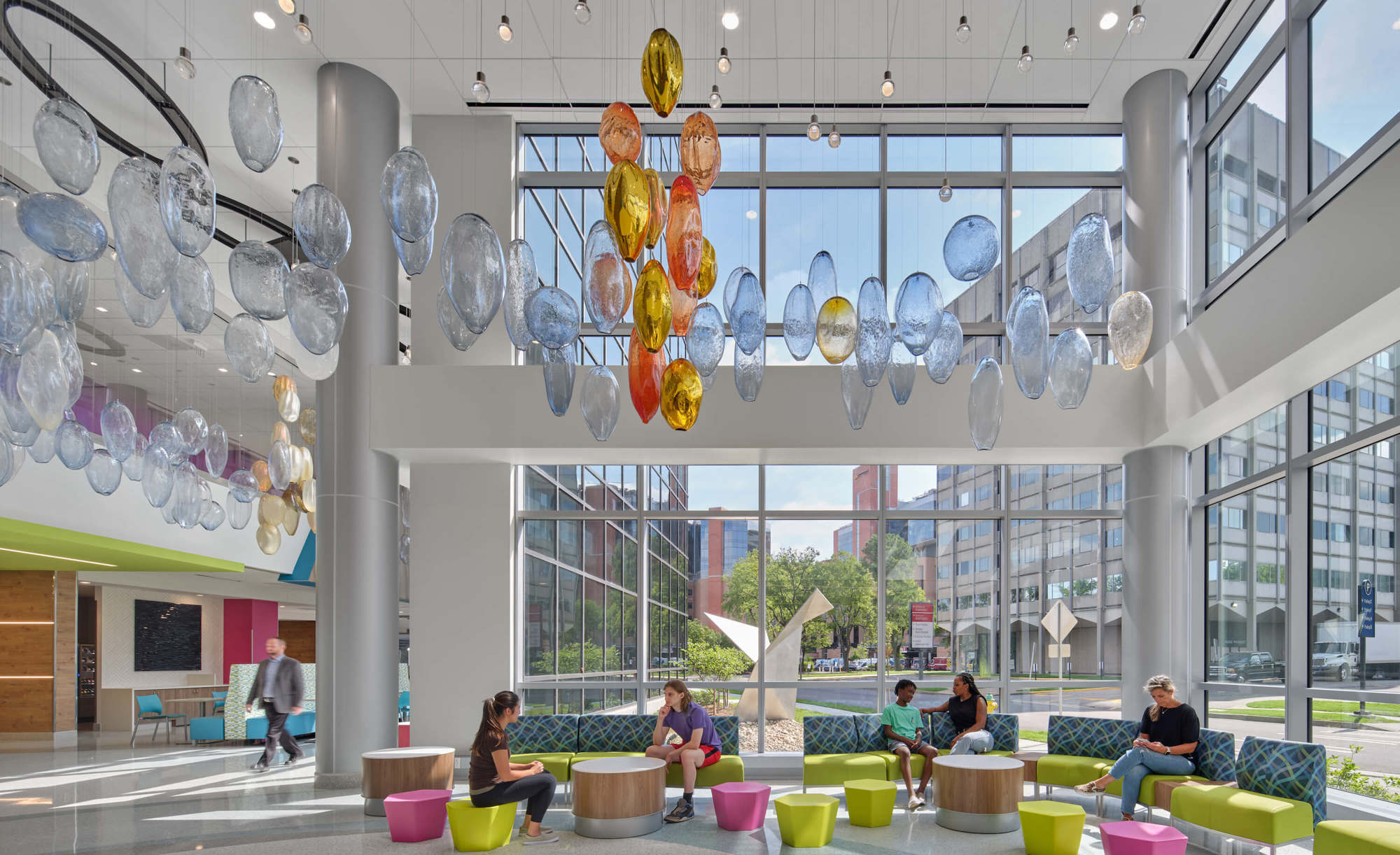 Children's Pavilion lobby and atrium